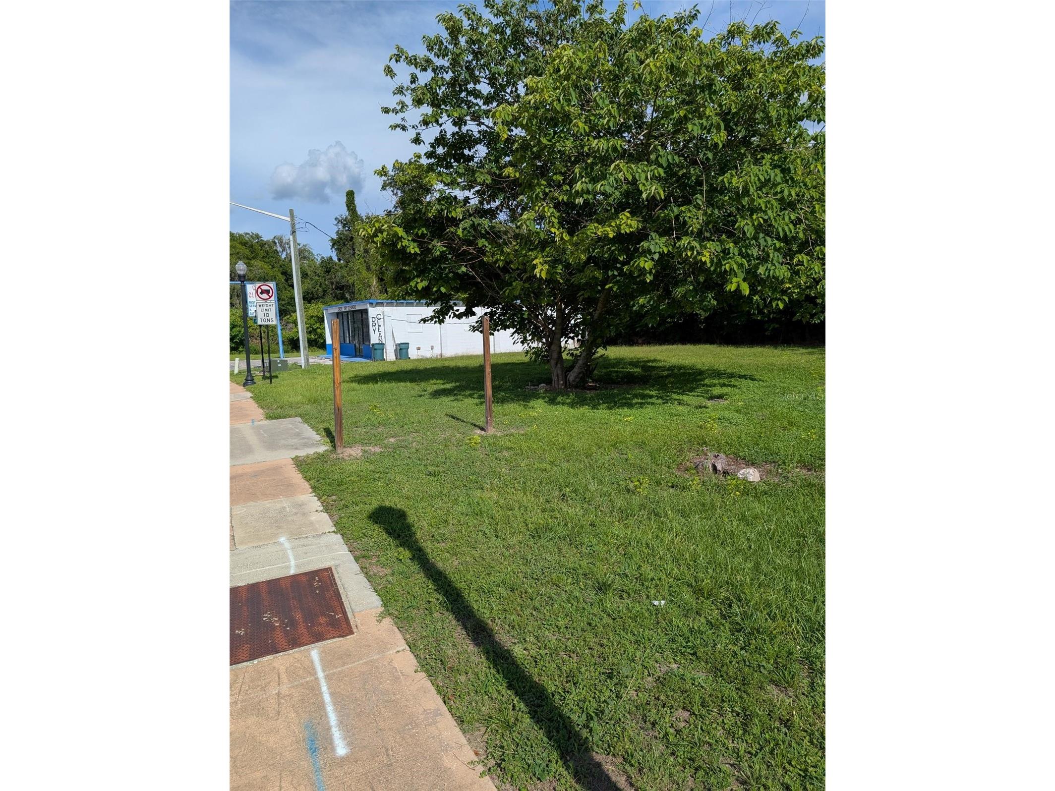 822 SW Broadway St Ocala FL 34475 OM726686 image4