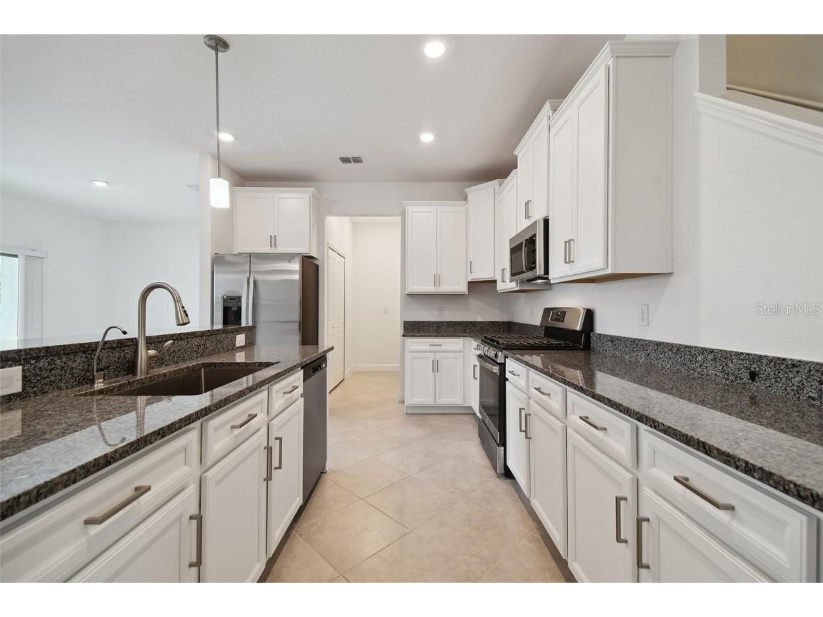 8221 Corner Pine Way New Port Richey FL 34655 TB8444136 image8