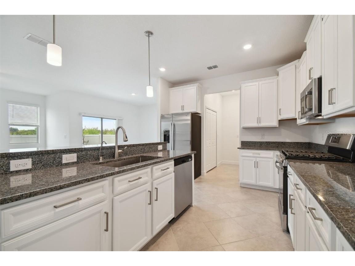 8221 Corner Pine Way New Port Richey FL 34655 TB8444136 image9