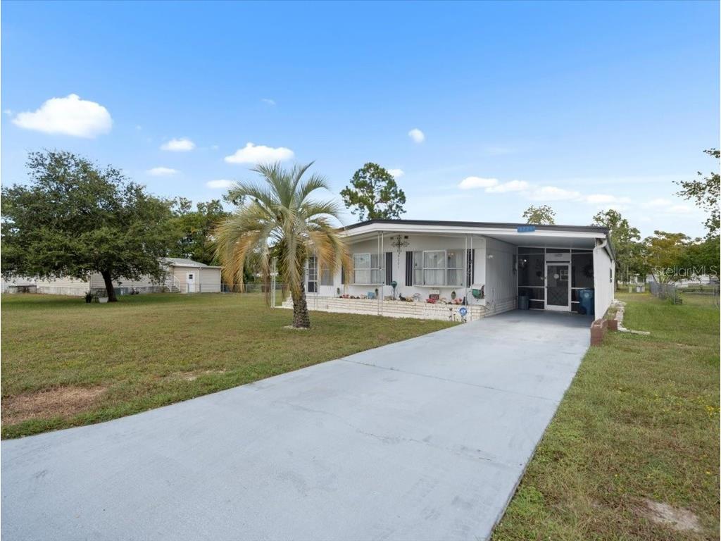 8221 Highpoint Boulevard Brooksville FL 34613 W7879278 image2