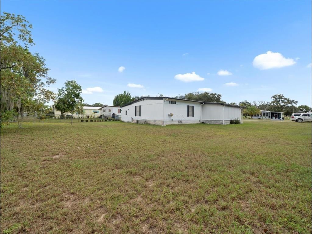 8221 Highpoint Boulevard Brooksville FL 34613 W7879278 image35