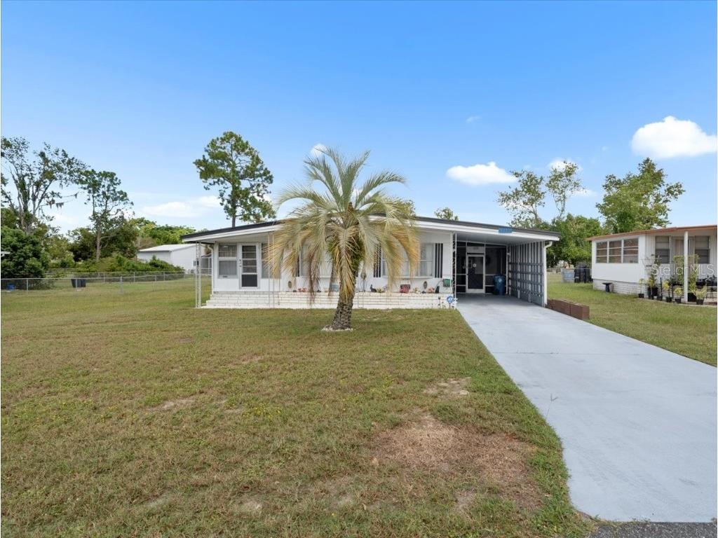 8221 Highpoint Boulevard Brooksville FL 34613 W7879278 image37