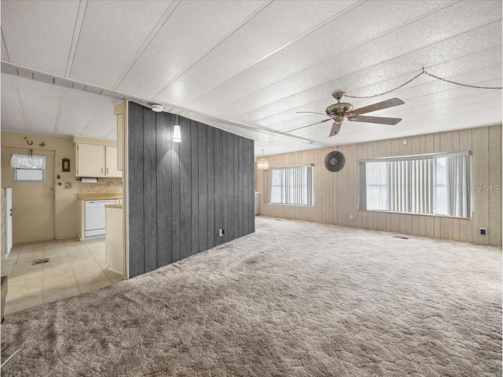 8221 Highpoint Boulevard Brooksville FL 34613 W7879278 image8