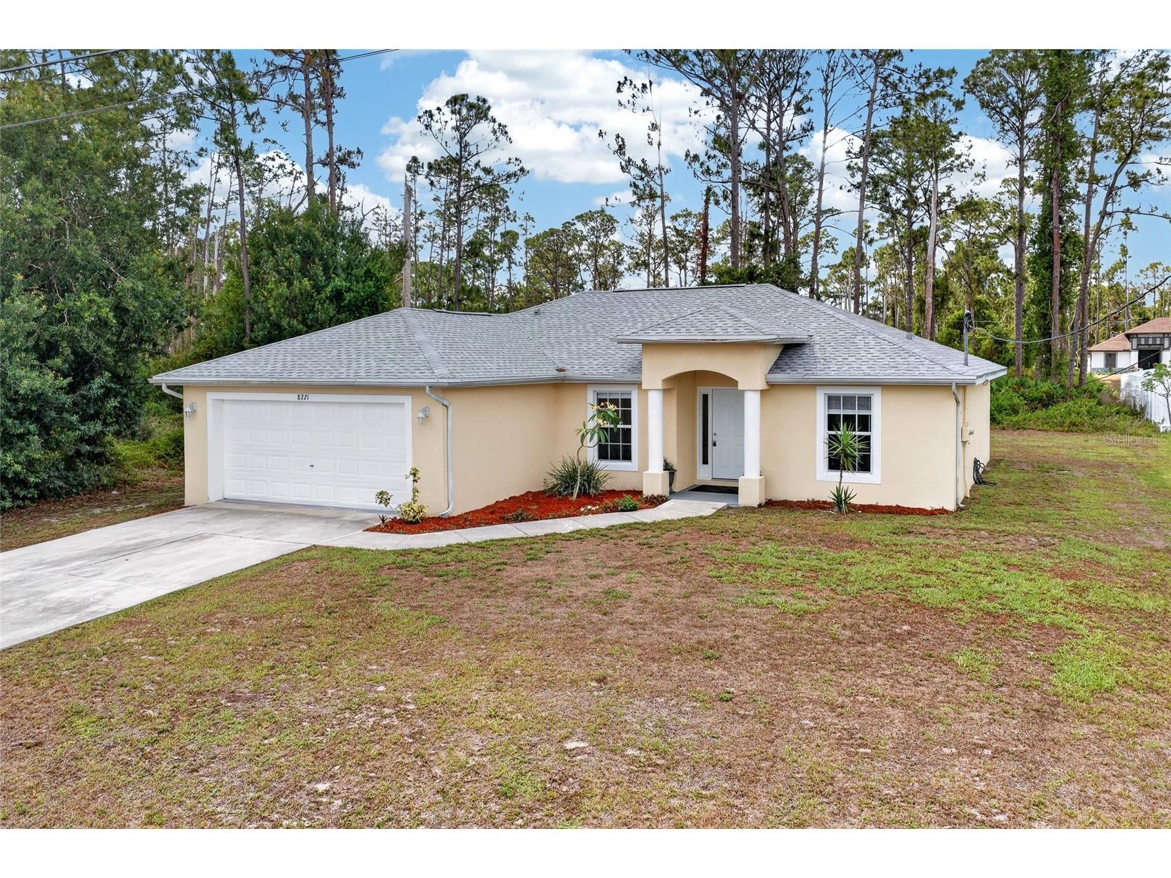 8221 Larrimore Avenue North Port FL 34291 C7526376 image1