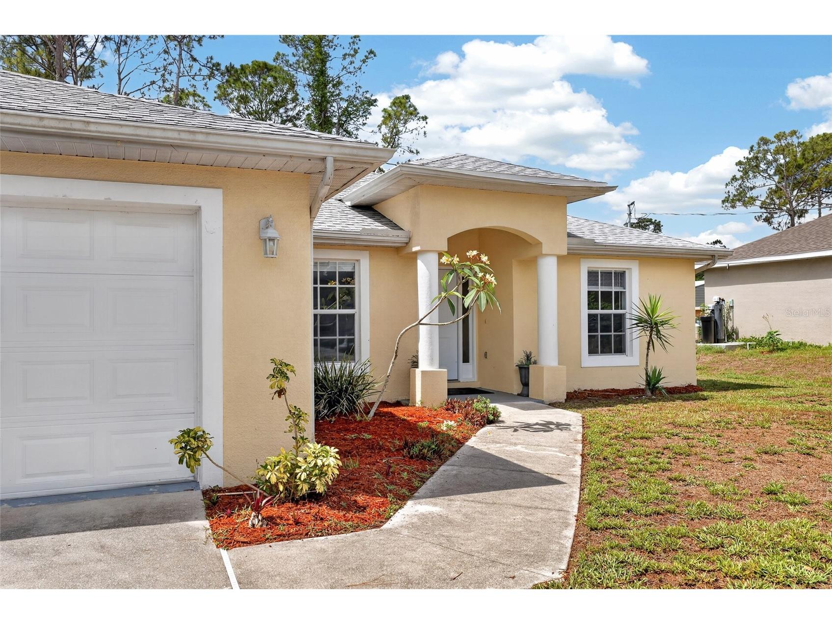 8221 Larrimore Avenue North Port FL 34291 C7526376 image2