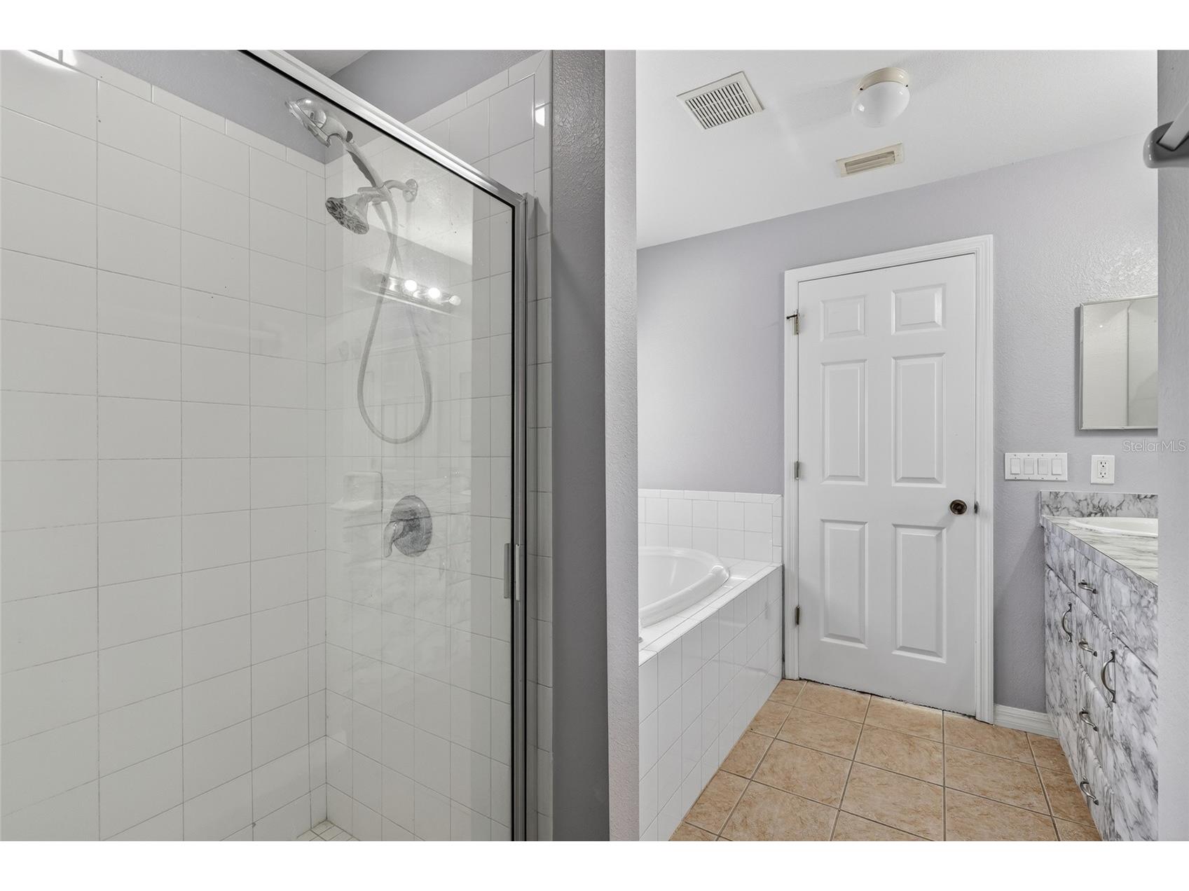 8221 Larrimore Avenue North Port FL 34291 C7526376 image21