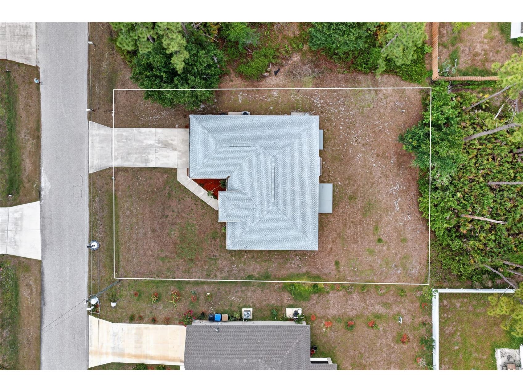 8221 Larrimore Avenue North Port FL 34291 C7526376 image29
