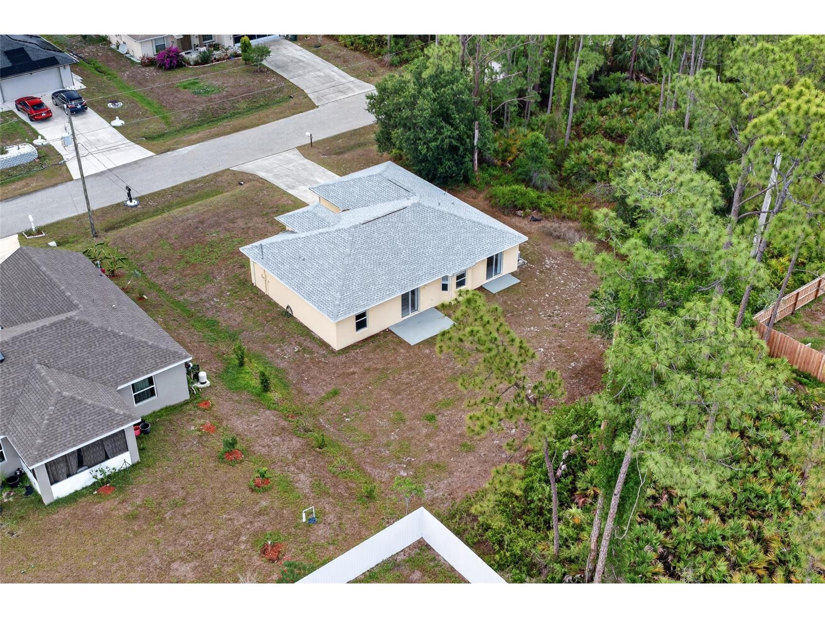 8221 Larrimore Avenue North Port FL 34291 C7526376 image30