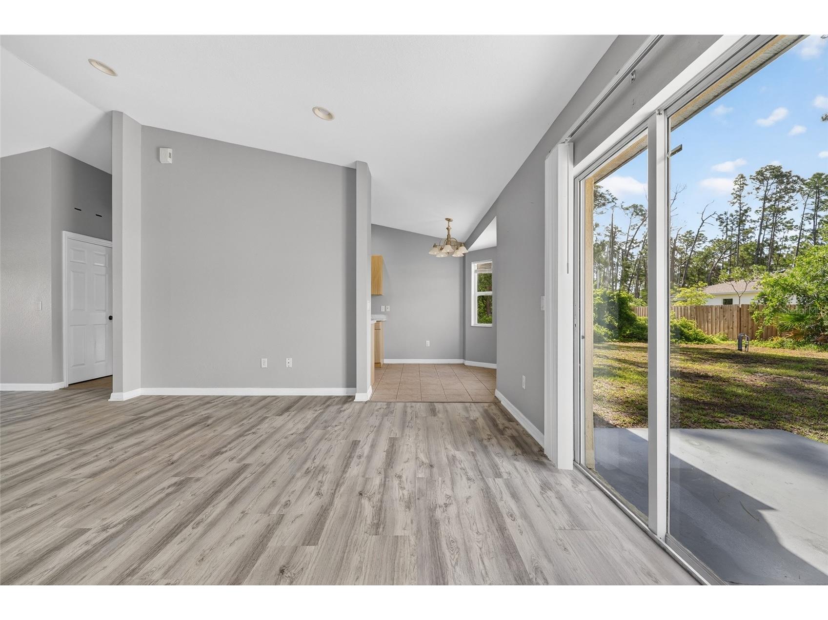 8221 Larrimore Avenue North Port FL 34291 C7526376 image8