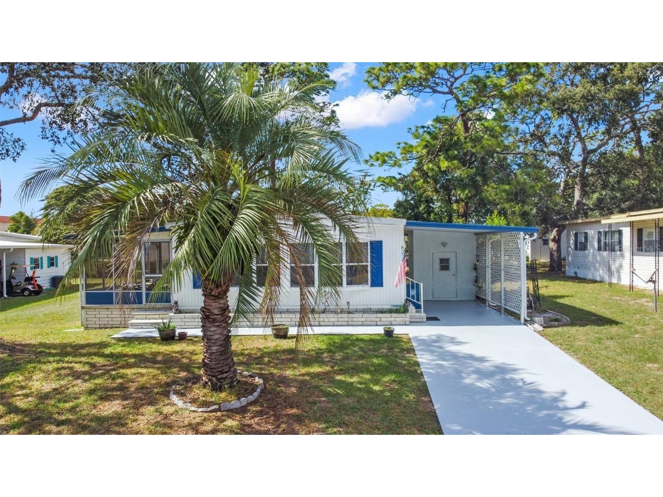 8221 Ridge Dale Avenue Brooksville FL 34613 W7859040 image1