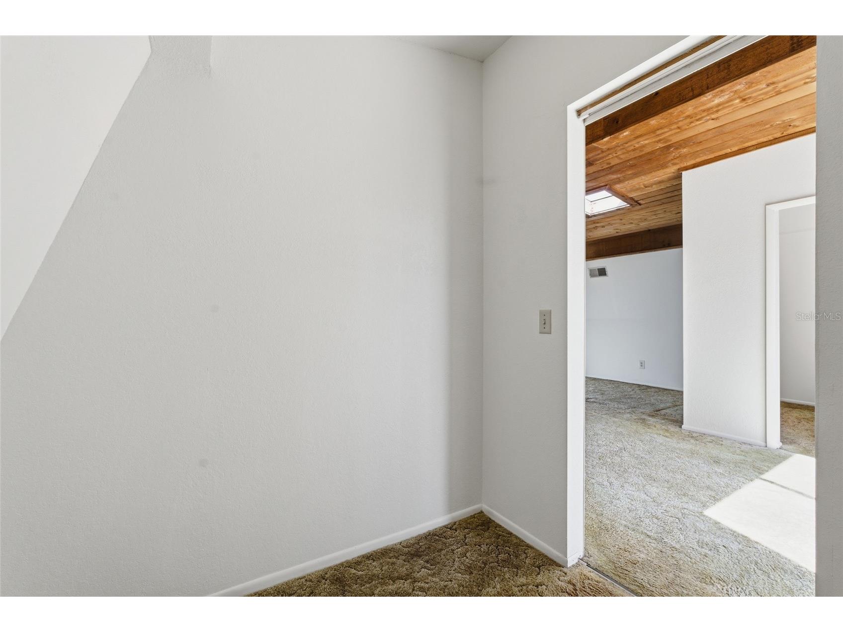 8221 Riverside Dr Ne Saint Petersburg FL 33702 TB8499590 image27