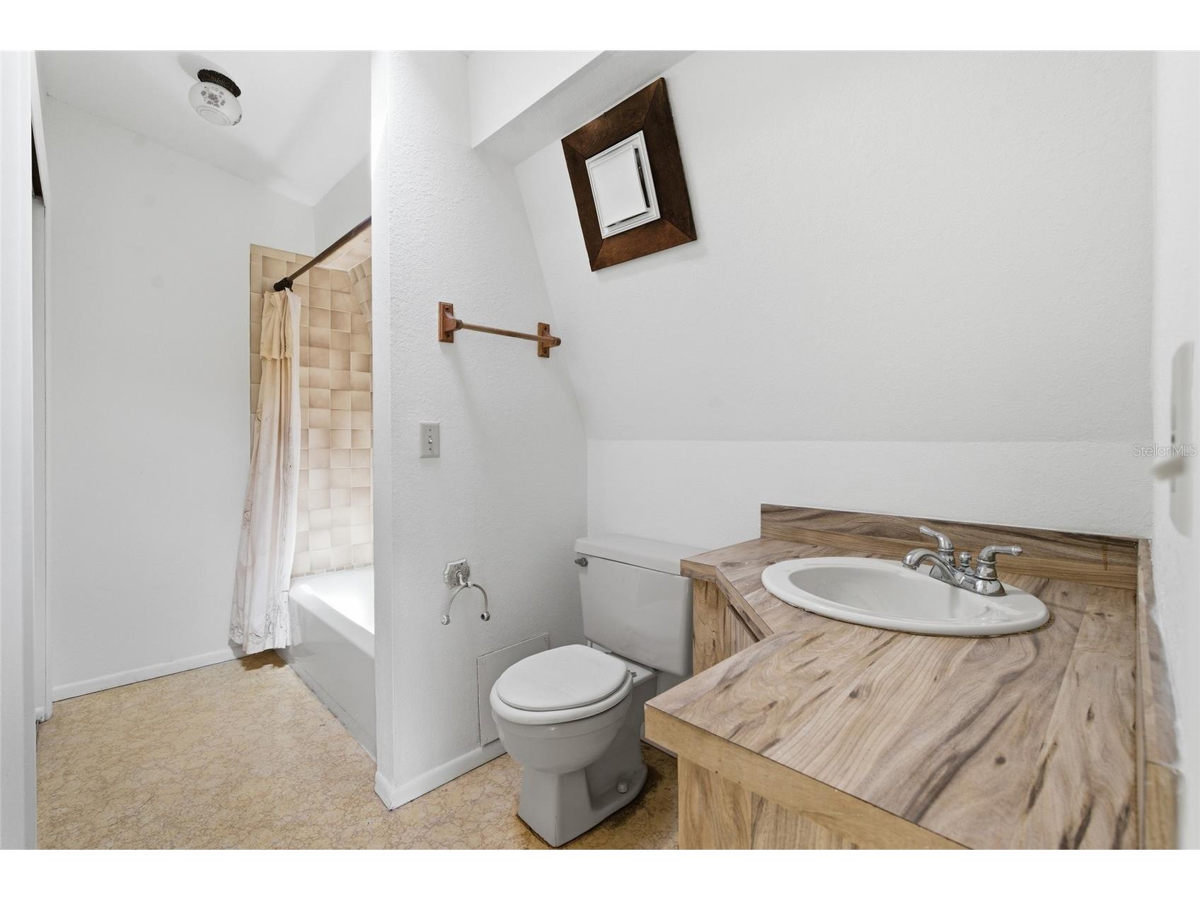 8221 Riverside Dr Ne Saint Petersburg FL 33702 TB8499590 image28