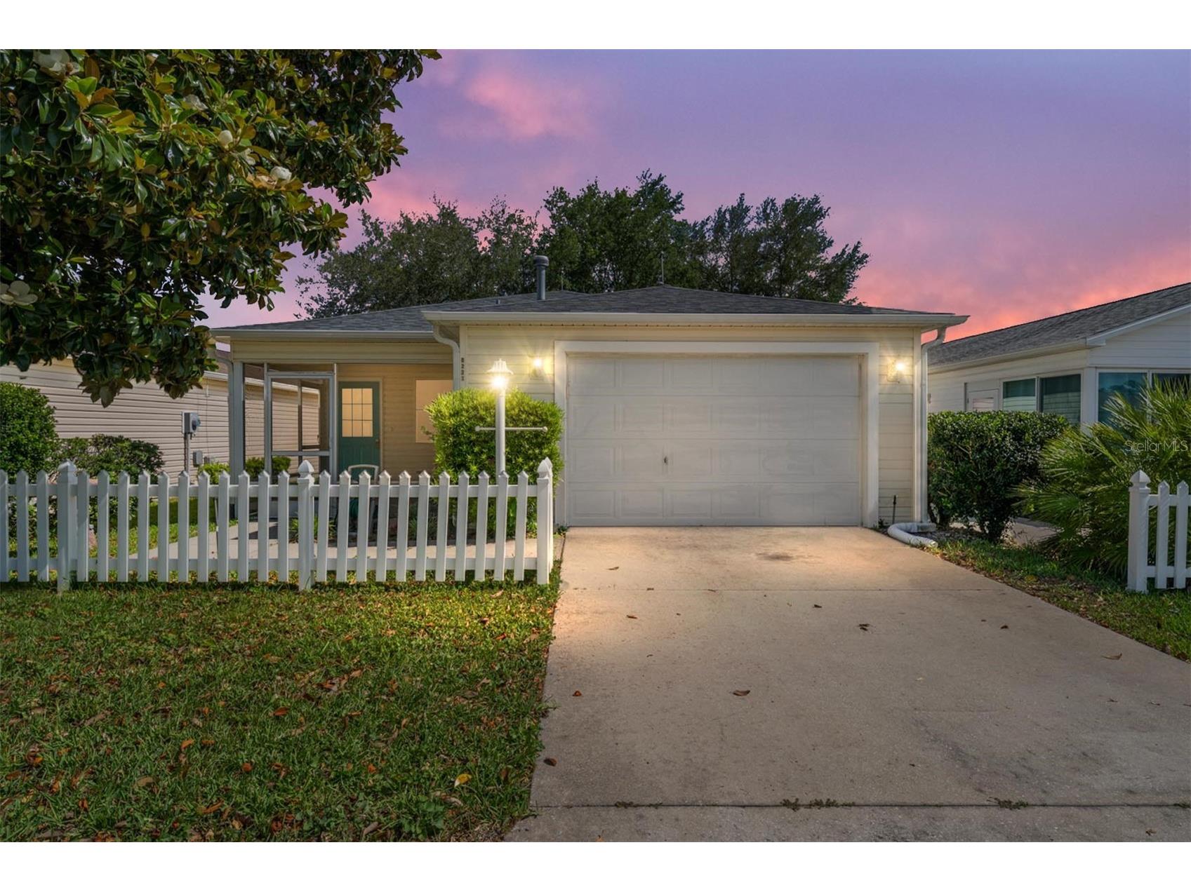 8221 SE 169th Palownia Loop The Villages FL 32162 G5111684 image1