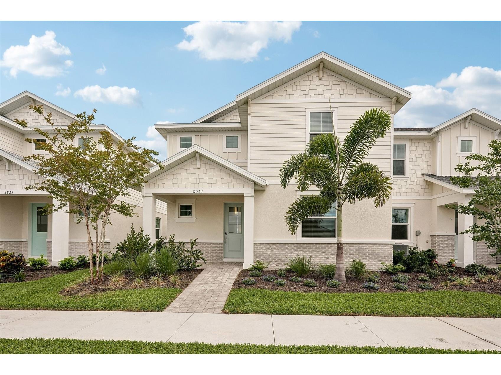 8221 Seaflower Parkway Bradenton FL 34210 R4910929 image1