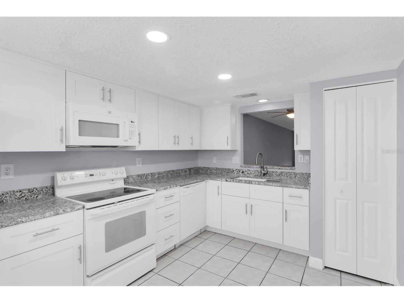 8221 Sulky Court #1 Port Richey FL 34668 W7882110 image7