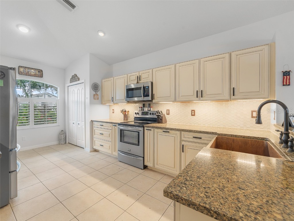 8222 Haven Harbour Way Bradenton FL 34212 TB8420241 image10