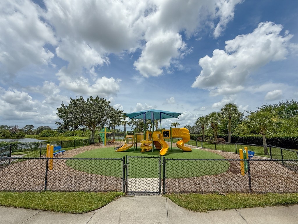 8222 Haven Harbour Way Bradenton FL 34212 TB8420241 image32