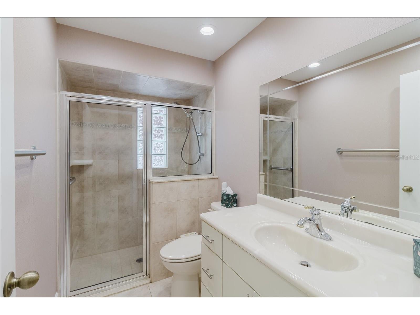 8222 La Serena Drive Tampa FL 33614 TB8484918 image51