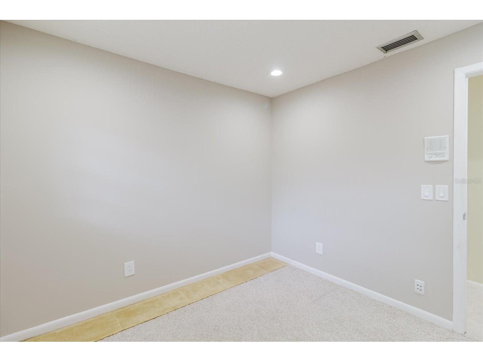 8222 La Serena Drive Tampa FL 33614 TB8484918 image58