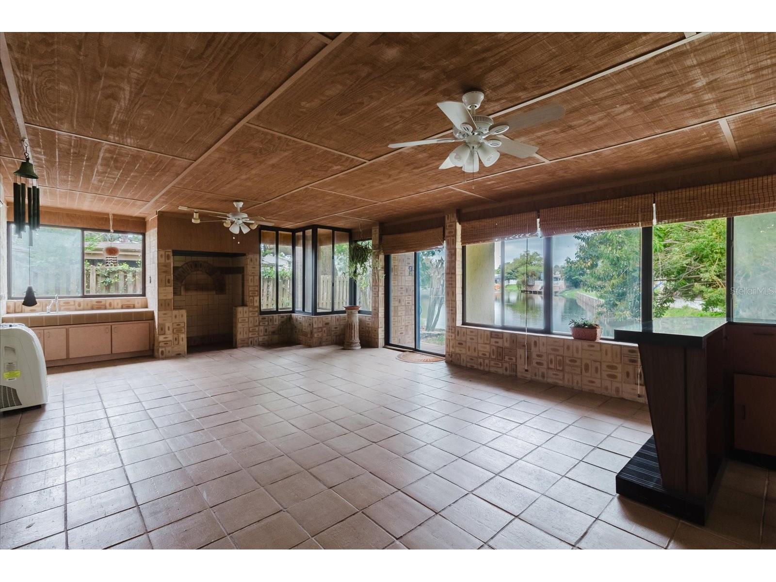 8222 La Serena Drive Tampa FL 33614 TB8484918 image65