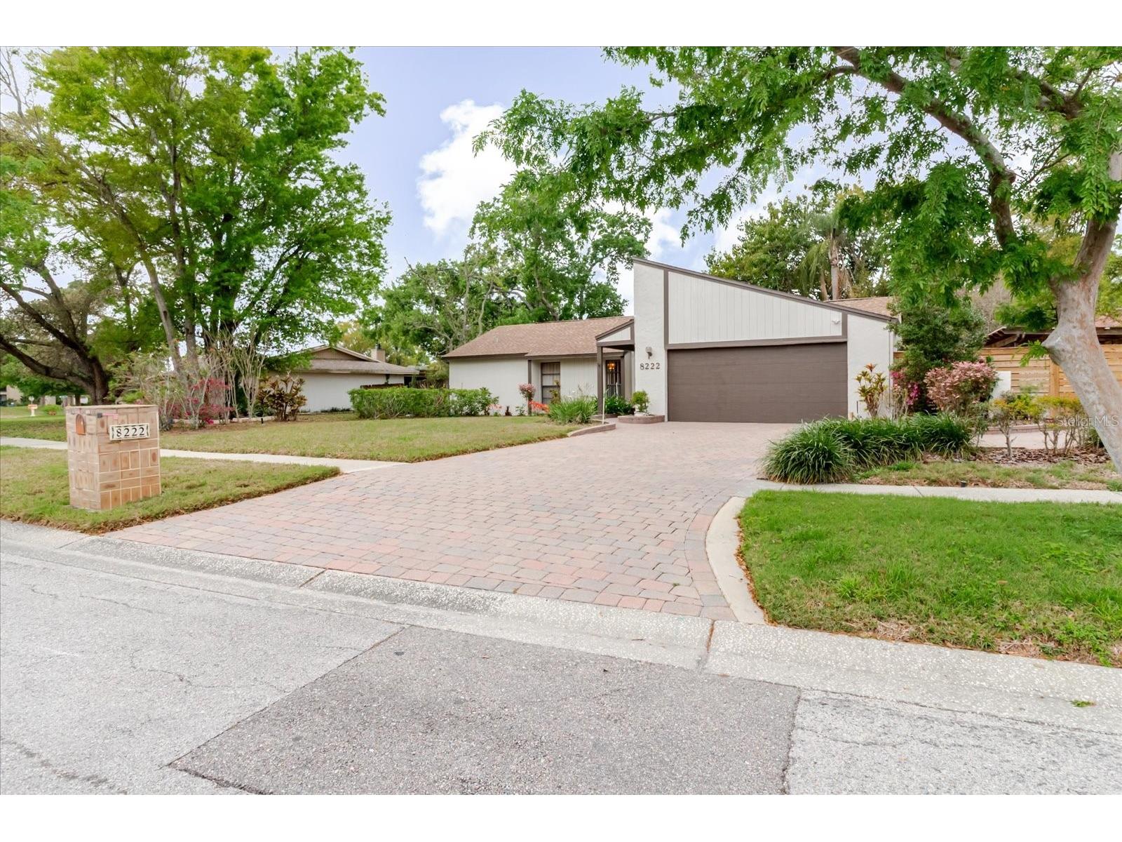 8222 La Serena Drive Tampa FL 33614 TB8484918 image7