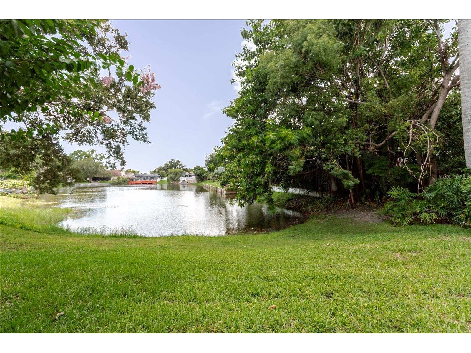 8222 La Serena Drive Tampa FL 33614 TB8484918 image81