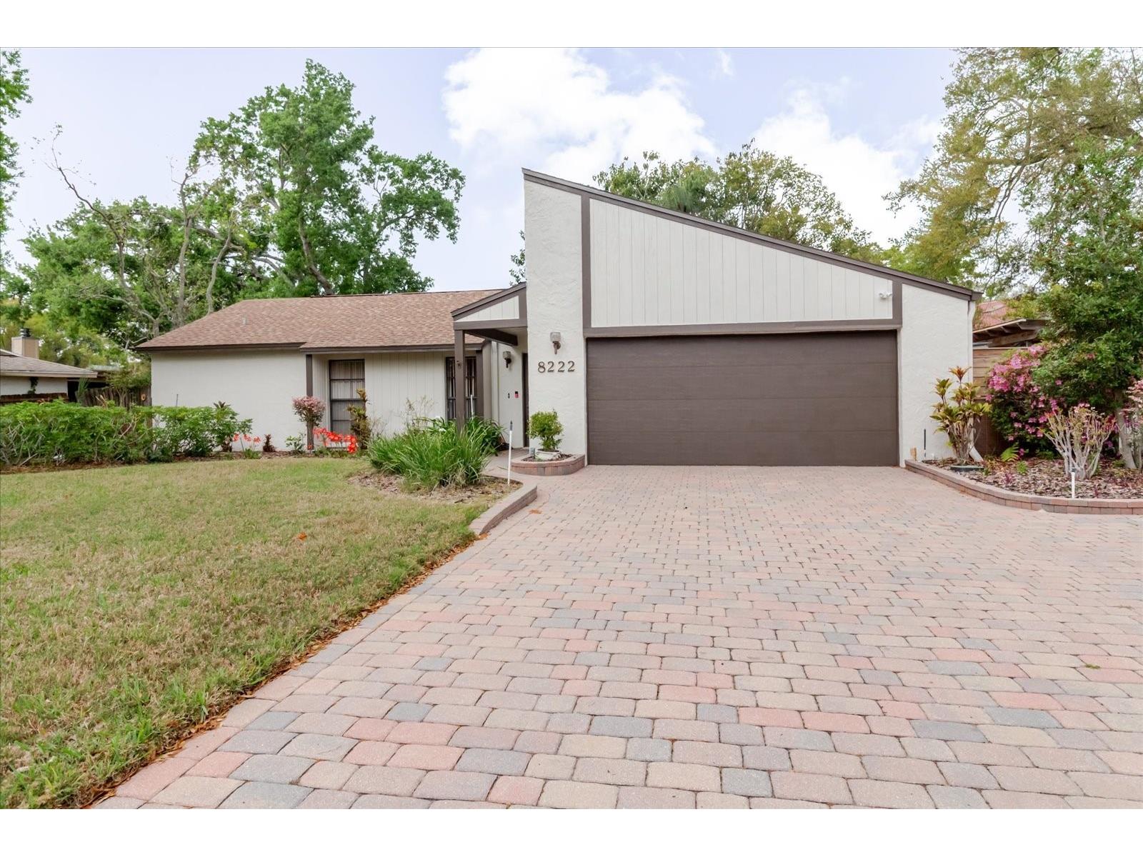 8222 La Serena Drive Tampa FL 33614 TB8484918 image9