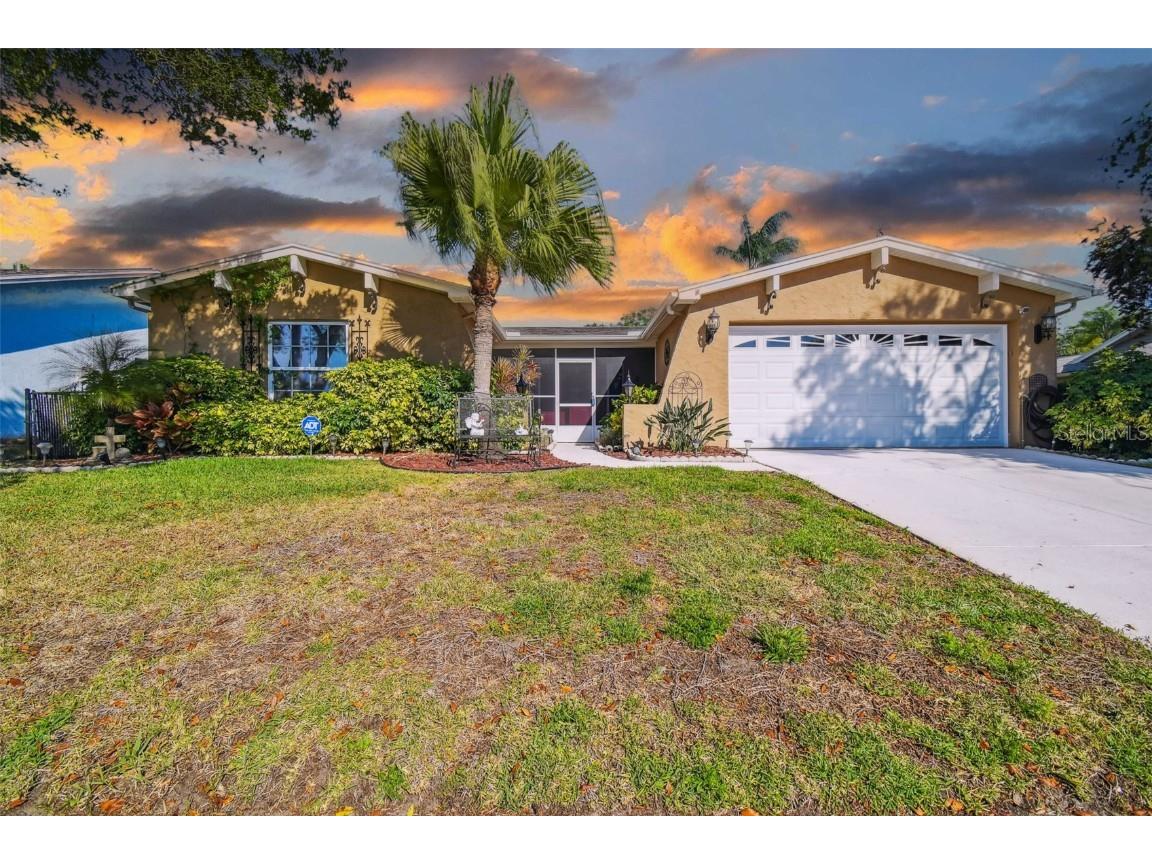 8222 Red Cedar Drive Port Richey FL 34668 W7853248 image1