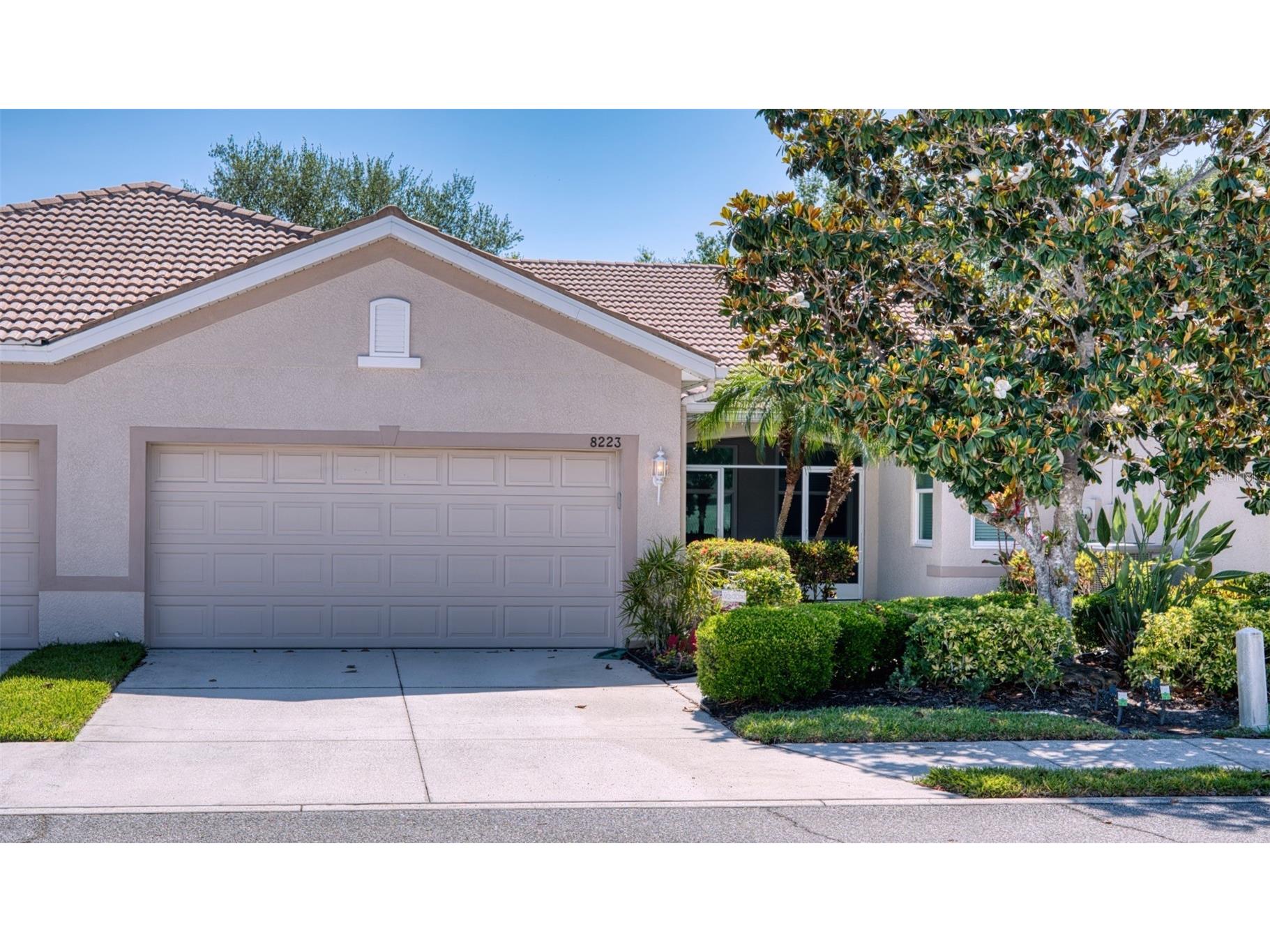8223 Simpson Falls Court Sarasota FL 34243 A4691459 image1