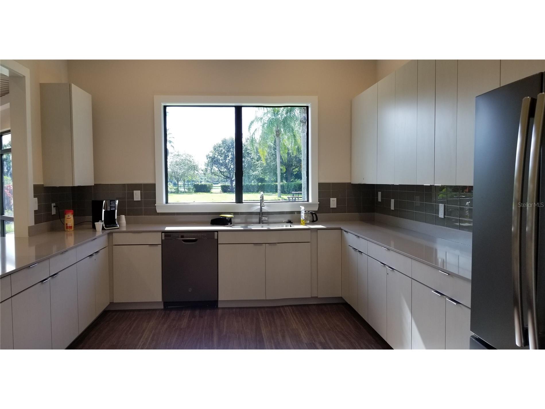 8223 Simpson Falls Court Sarasota FL 34243 A4691459 image34