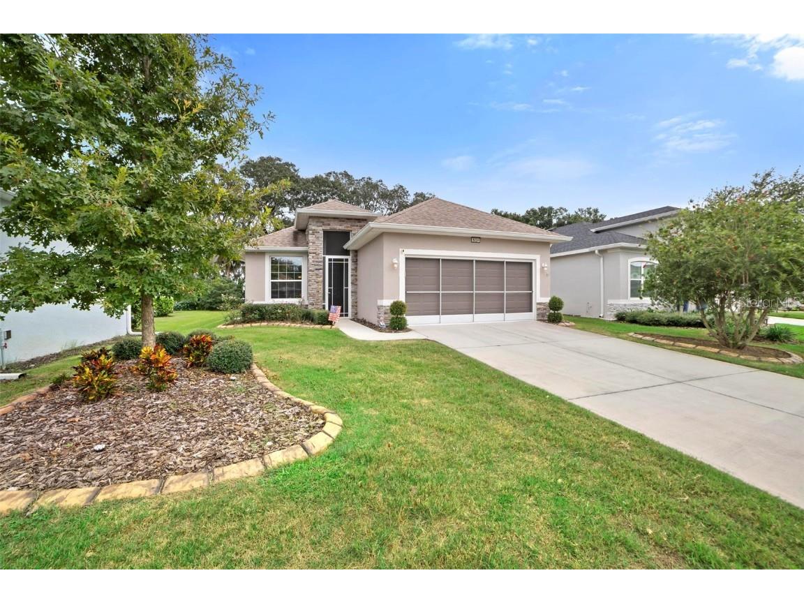 8224 Bridgeport Bay Circle Mount Dora FL 32757 - LAKES OF MOUNT DORA V4938797 image1