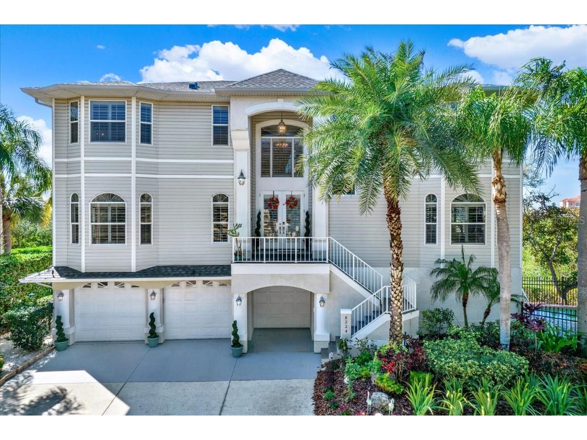 8224 Egret Woods Circle Seminole FL 33776 U8231886 image1