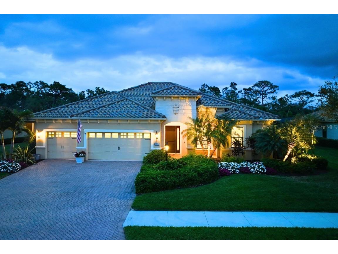 8224 Larkspur Circle Sarasota FL 34241 A4643213 image1