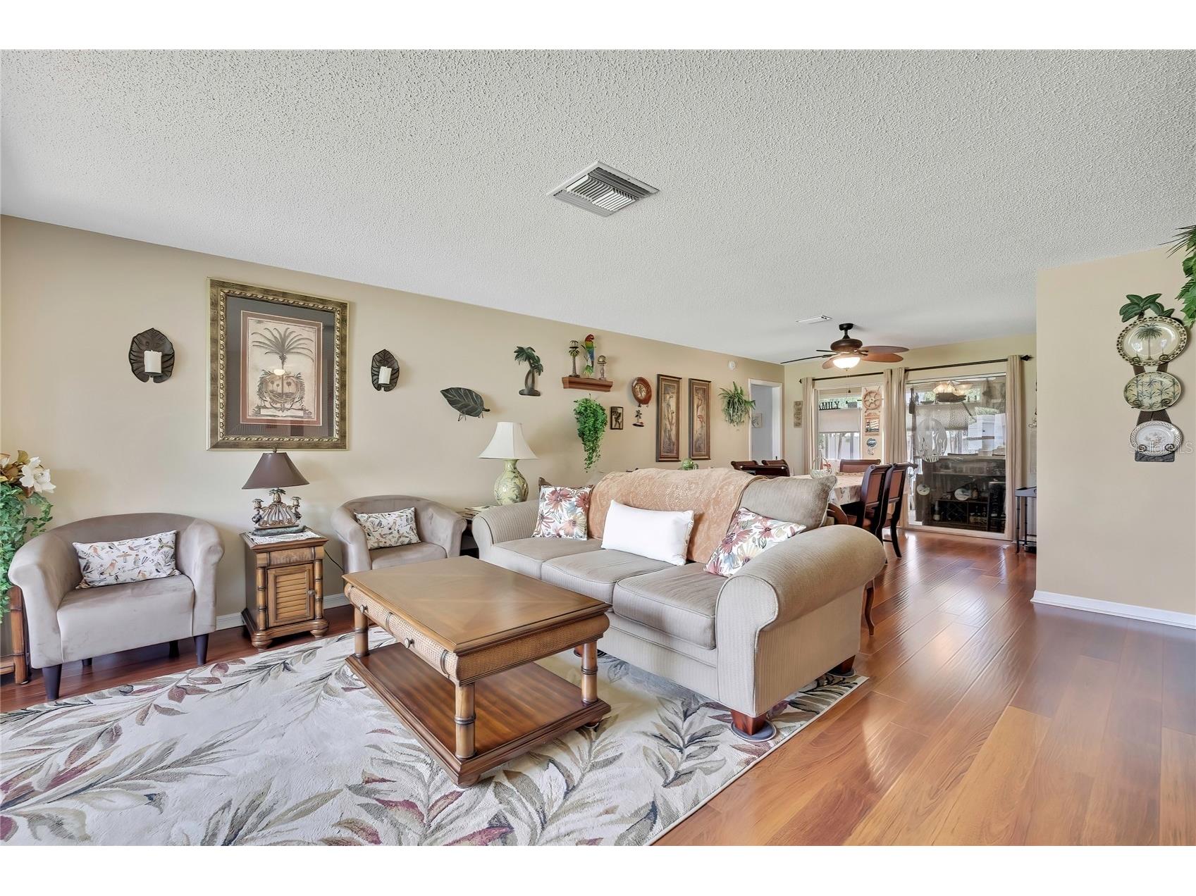 8224 Sugarbush Drive Spring Hill FL 34606 TB8500430 image3