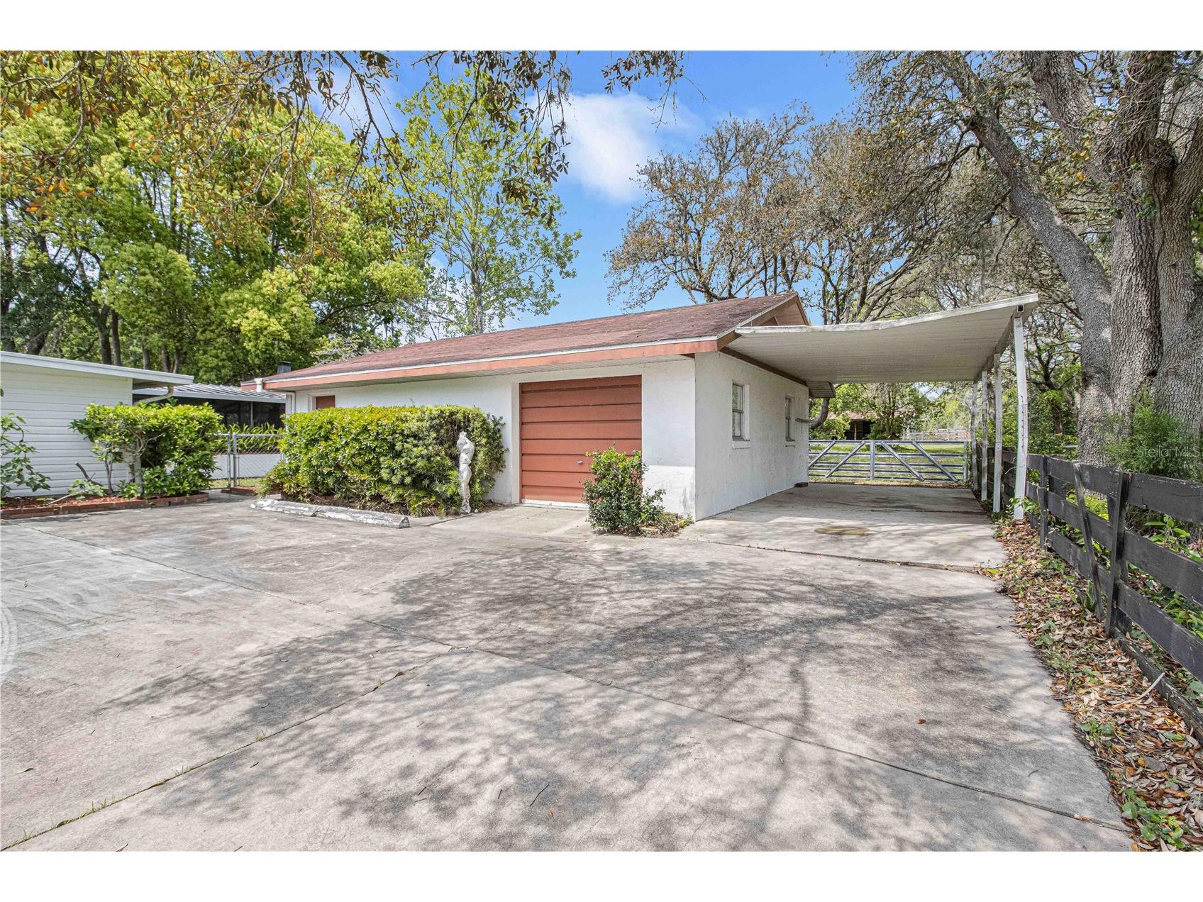 8225 E Highway 25 Belleview FL 34420 OM726523 image5