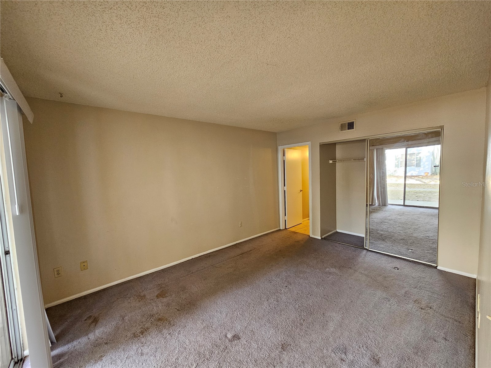 8225 Fairways Circle #F102 Ocala FL 34472 OM717927 image12