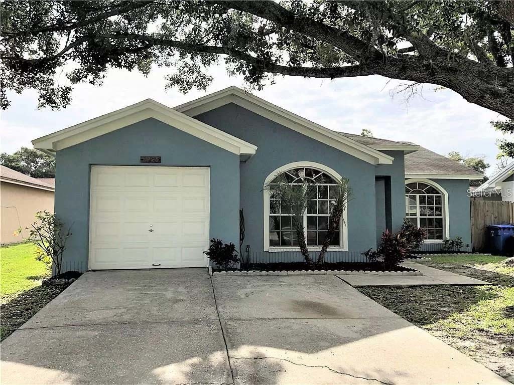 8225 Riverboat Drive Tampa FL 33637 T3487115 image1