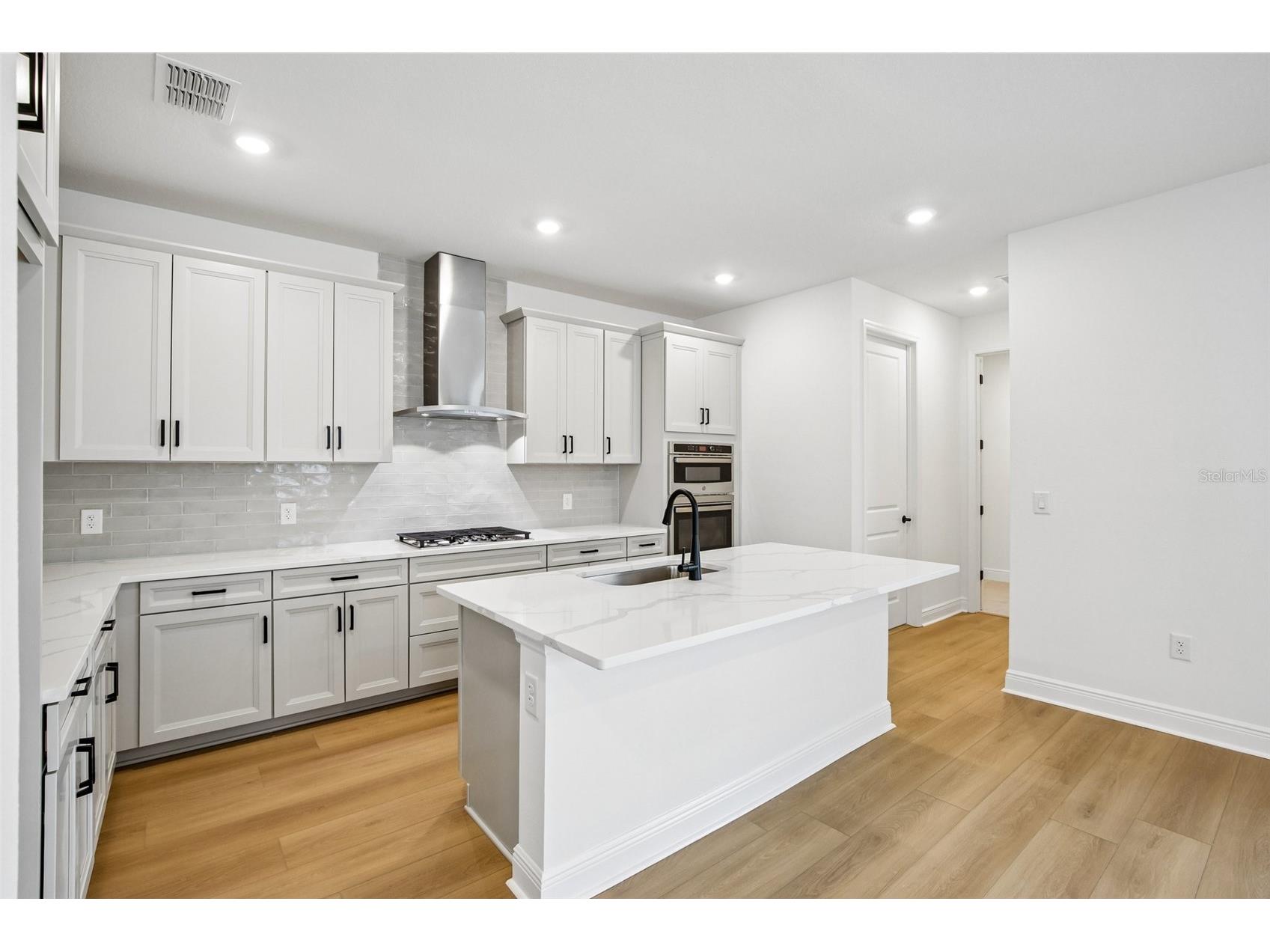 8225 Seaflower Parkway Bradenton FL 34210 R4911218 image4
