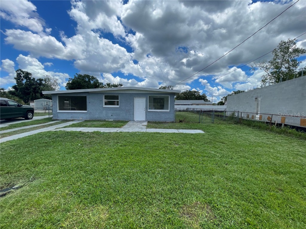8226 Gumwood Avenue Tampa FL 33619 T3542679 image1