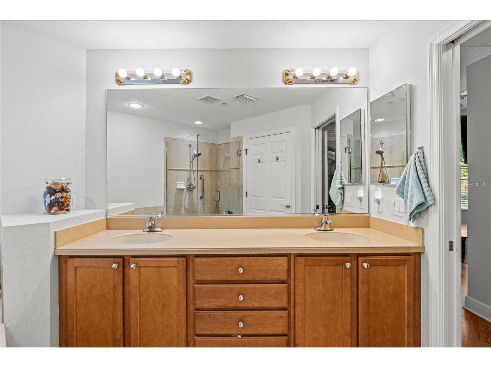 8227 Miramar Way #104 Lakewood Ranch FL 34202 A4690494 image31