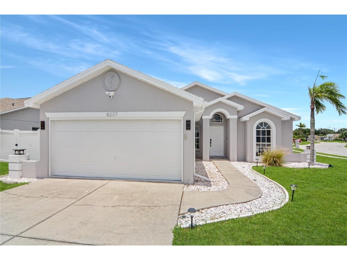 8227 National Drive Port Richey FL 34668 TB8405228 image1