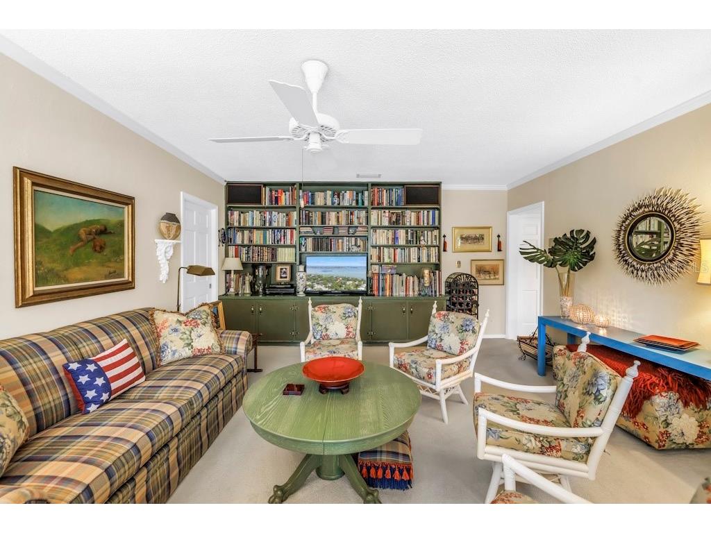 8229 22nd Avenue N Saint Petersburg FL 33710 TB8414239 image22