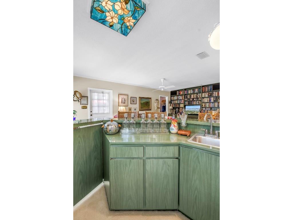 8229 22nd Avenue N Saint Petersburg FL 33710 TB8414239 image25