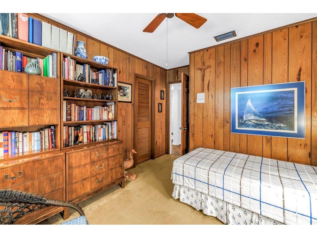 8229 22nd Avenue N Saint Petersburg FL 33710 TB8414239 image37