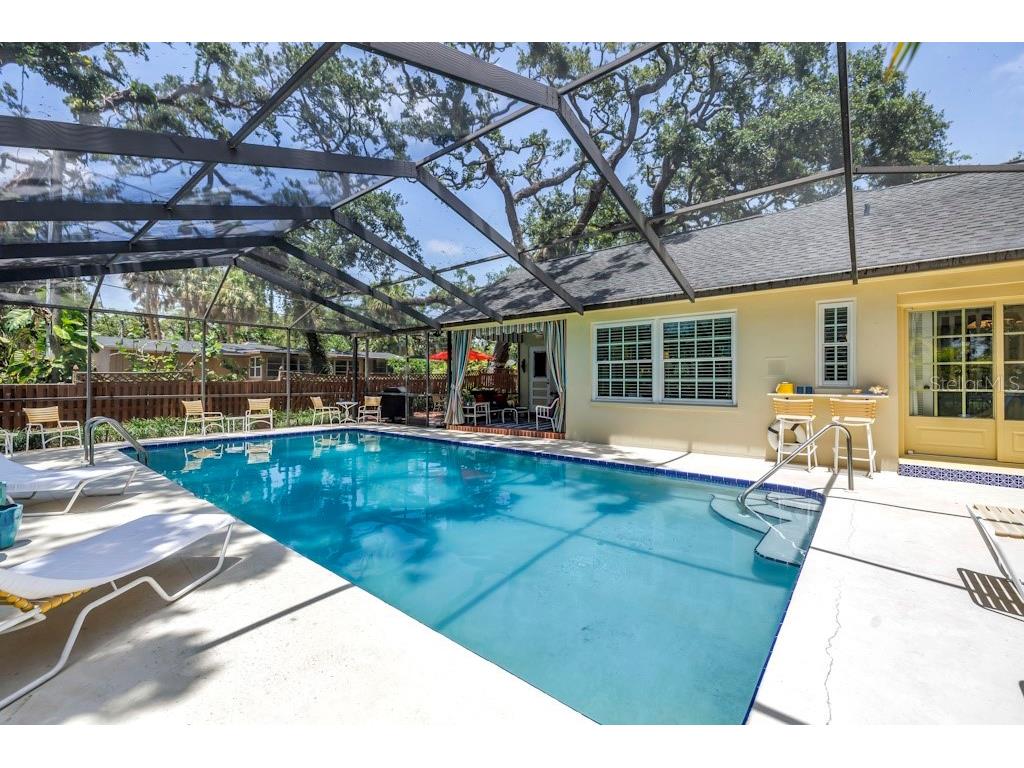 8229 22nd Avenue N Saint Petersburg FL 33710 TB8414239 image42