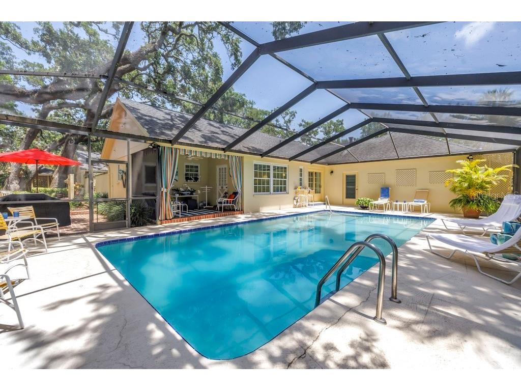 8229 22nd Avenue N Saint Petersburg FL 33710 TB8414239 image43