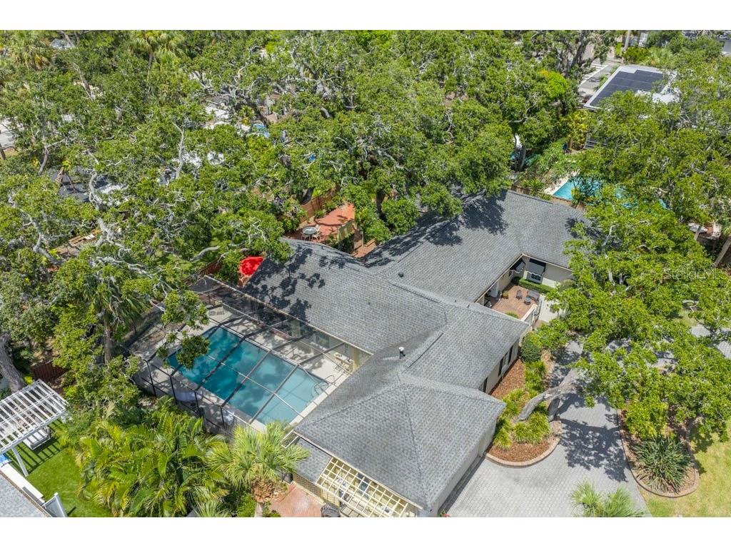 8229 22nd Avenue N Saint Petersburg FL 33710 TB8414239 image48