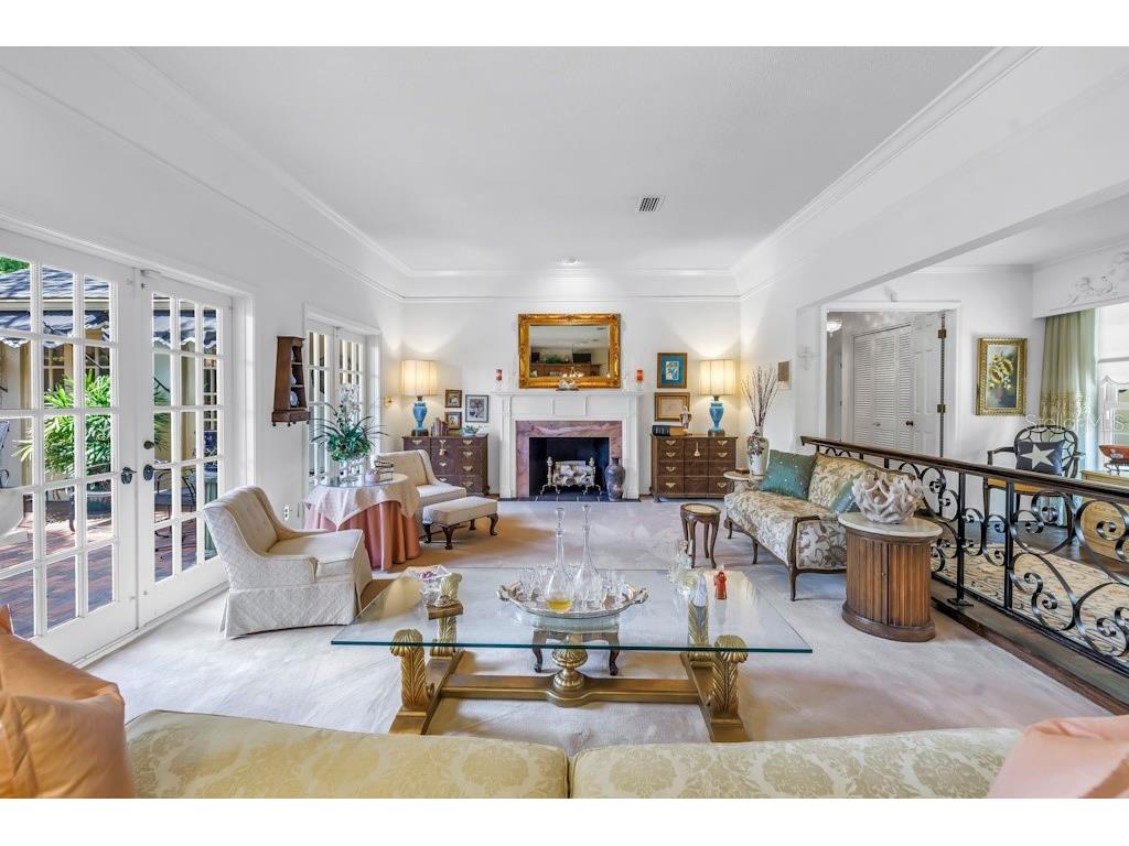 8229 22nd Avenue N Saint Petersburg FL 33710 TB8414239 image5