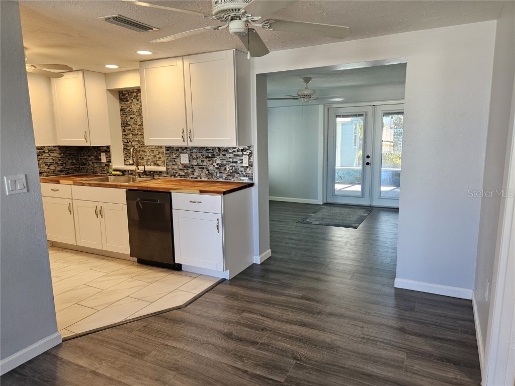 8229 Cypress Road Englewood FL 34224 N6141569 image5