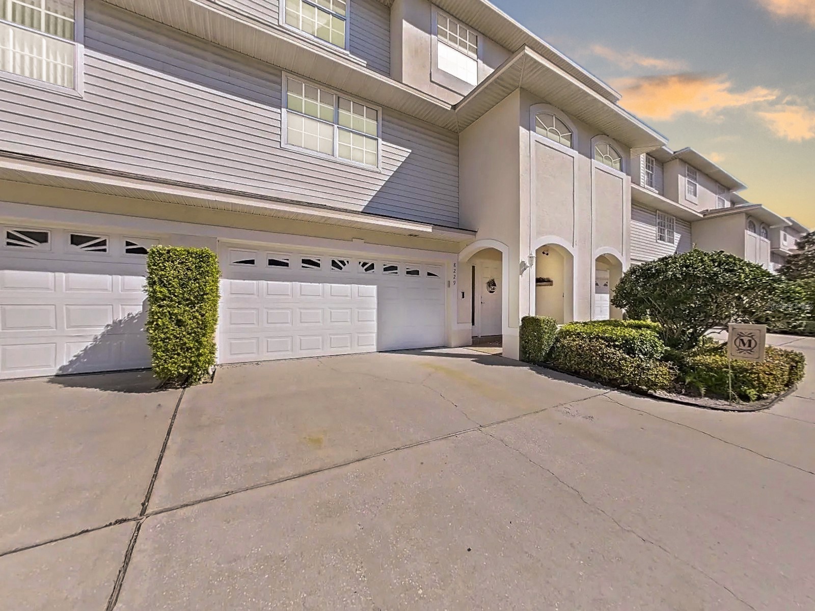 8229 Eagles Park Drive N Saint Petersburg FL 33709 TB8473228 image1